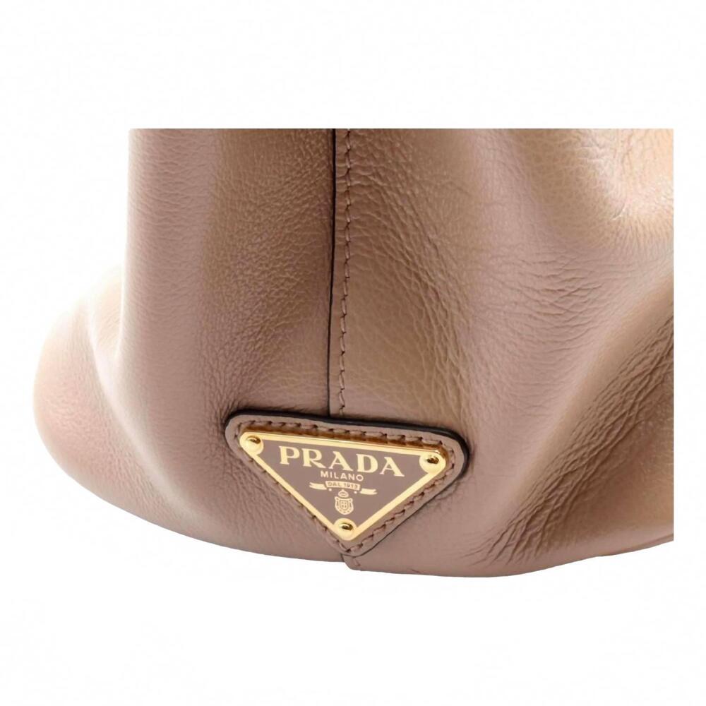 NEW PRADA women's embossed logo soft leather handbag shopper tote in cammeo beig - Picture 4 of 6